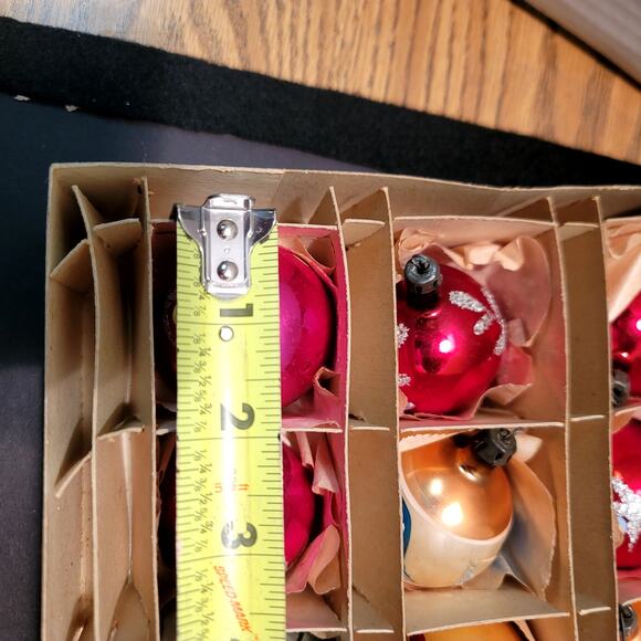 2 boxes (17pcs) Hand Blown Christmas glass ornaments Santa Land Multicolor 2" - Picture 7 of 8